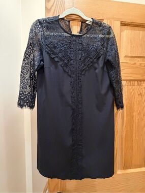 entro Black Lace Long Sleeve Shift Dress
